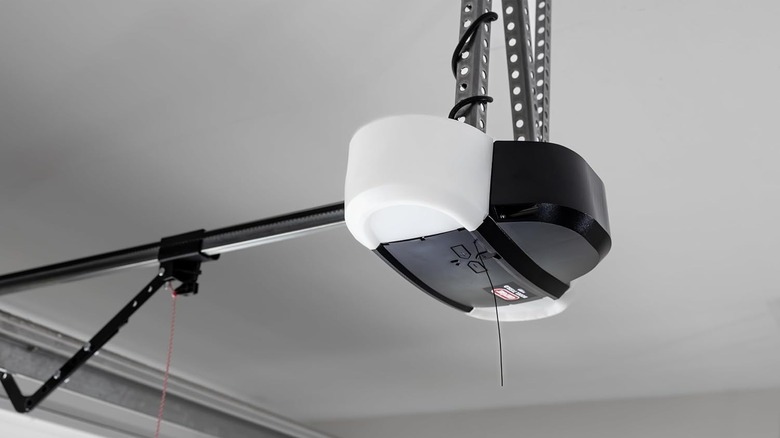 genie garage door opener mounted on ceiling